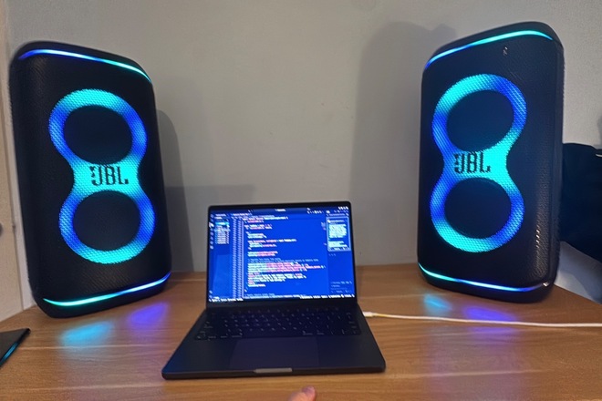 Renting out: 2x JBL Partybox Club 120 - 240W