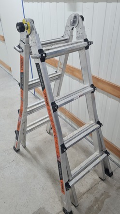 Renting out: Adjustable ladder