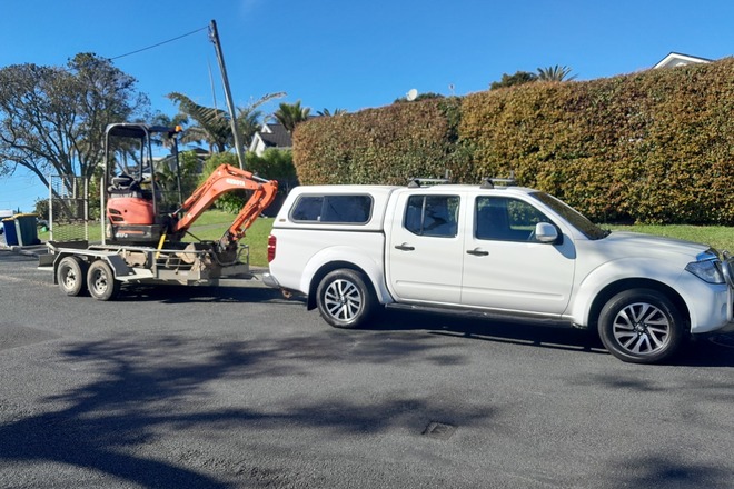 Renting out: Digger hire 1.7 ton