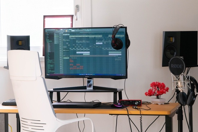 Renting out: Music, Content and Podcast Studio For Rent