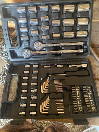 Renting out: Socket set