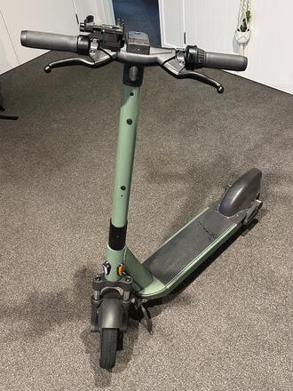 Renting out: Rent a Scooter and Commute from Papamoa East to the Mount