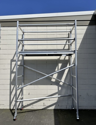 Renting out: Mobile Aluminium Scaffold Tower