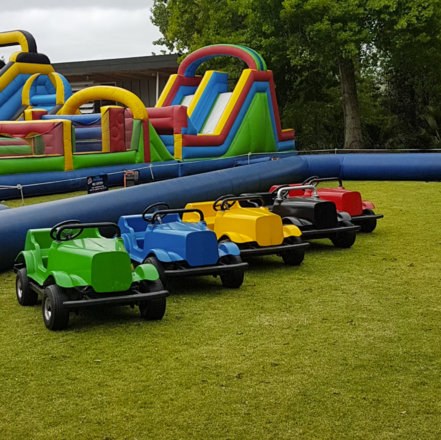 Renting out: Mini Jeeps – 18m x 25m track