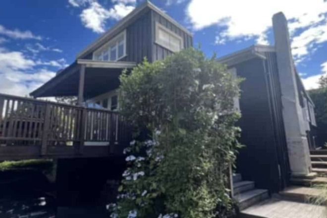 Renting out: Sacredspace Accomodation 