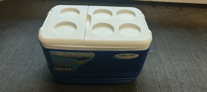 Renting out: 57 Liter Cooler Box